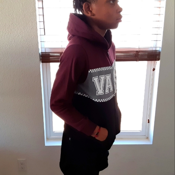 Vans - Picture 4 of 4